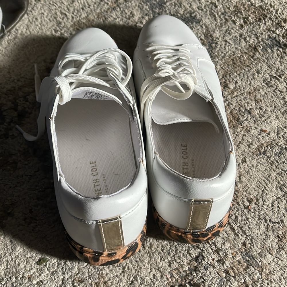 Kenneth Cole white leather lace up sneakers with animal print bottoms. - Picture 5 of 7